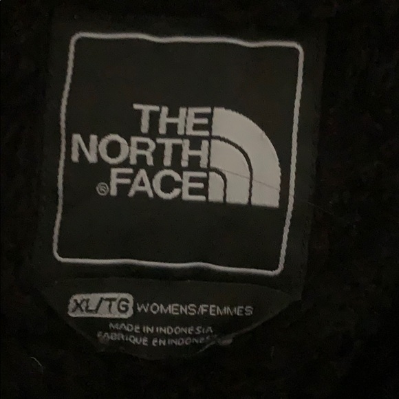 North Face fur lined Jacket - Picture 5 of 6